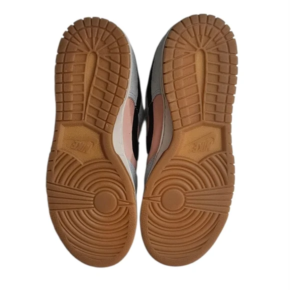 NIB Nike Women's Dunk Low SZ 9 - Picture 9 of 12